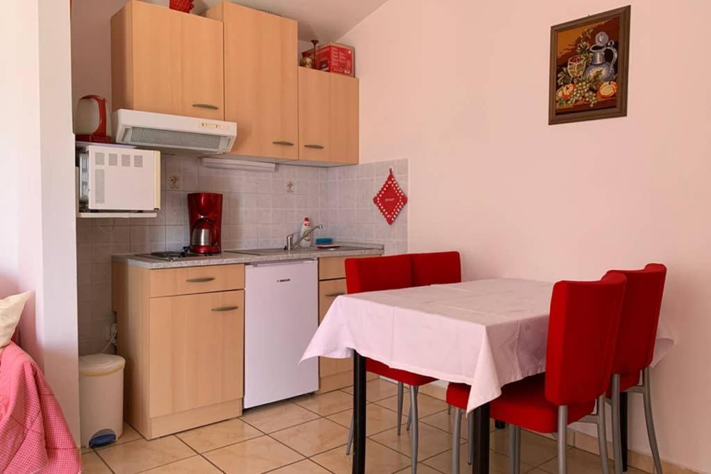 Apartment 4 With Pool And Amazing Sea View Локва-Рогозниця Екстер'єр фото
